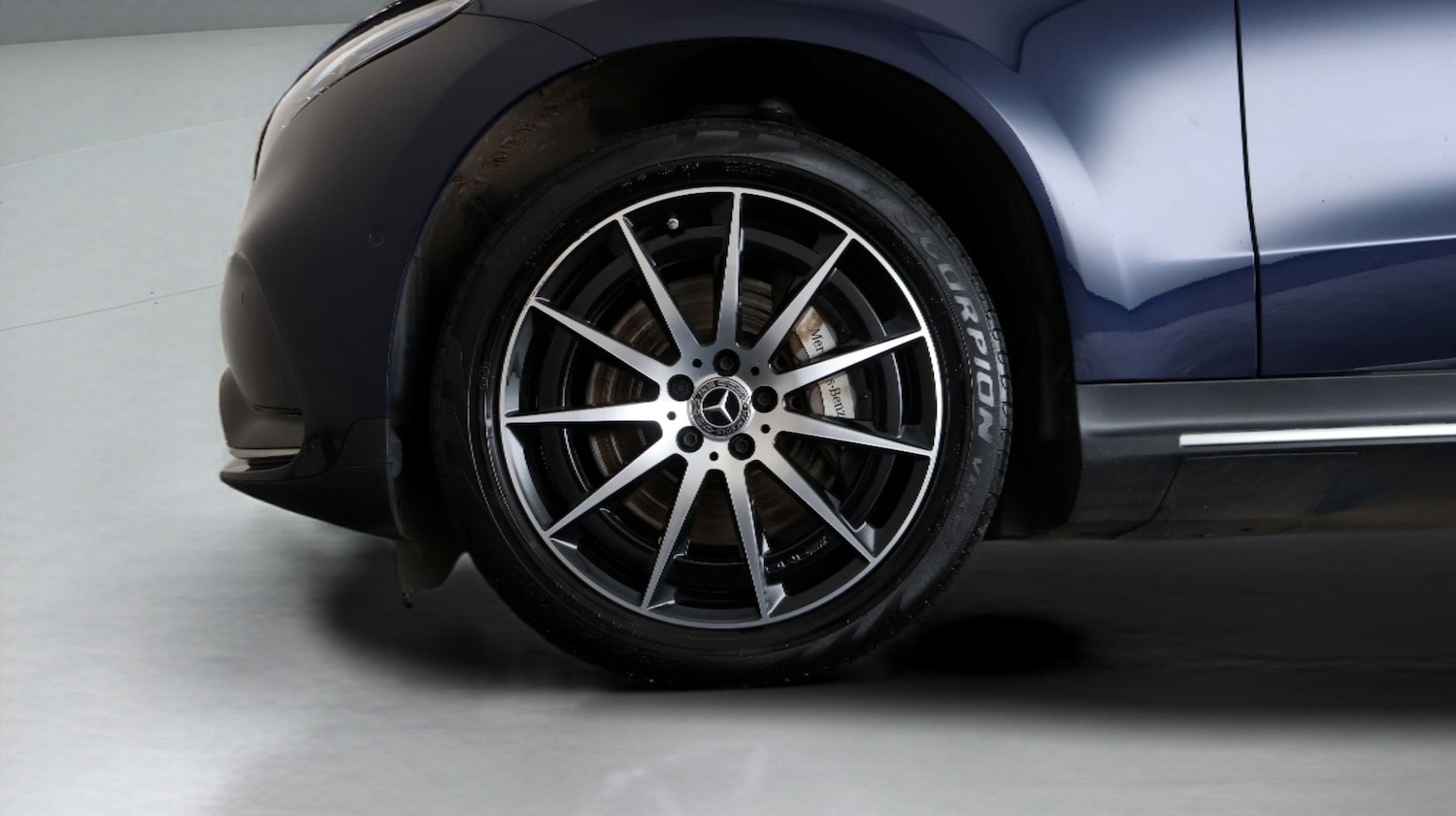 Used Mercedes-Benz EQC 2023 for sale - 77610196: Photo 17