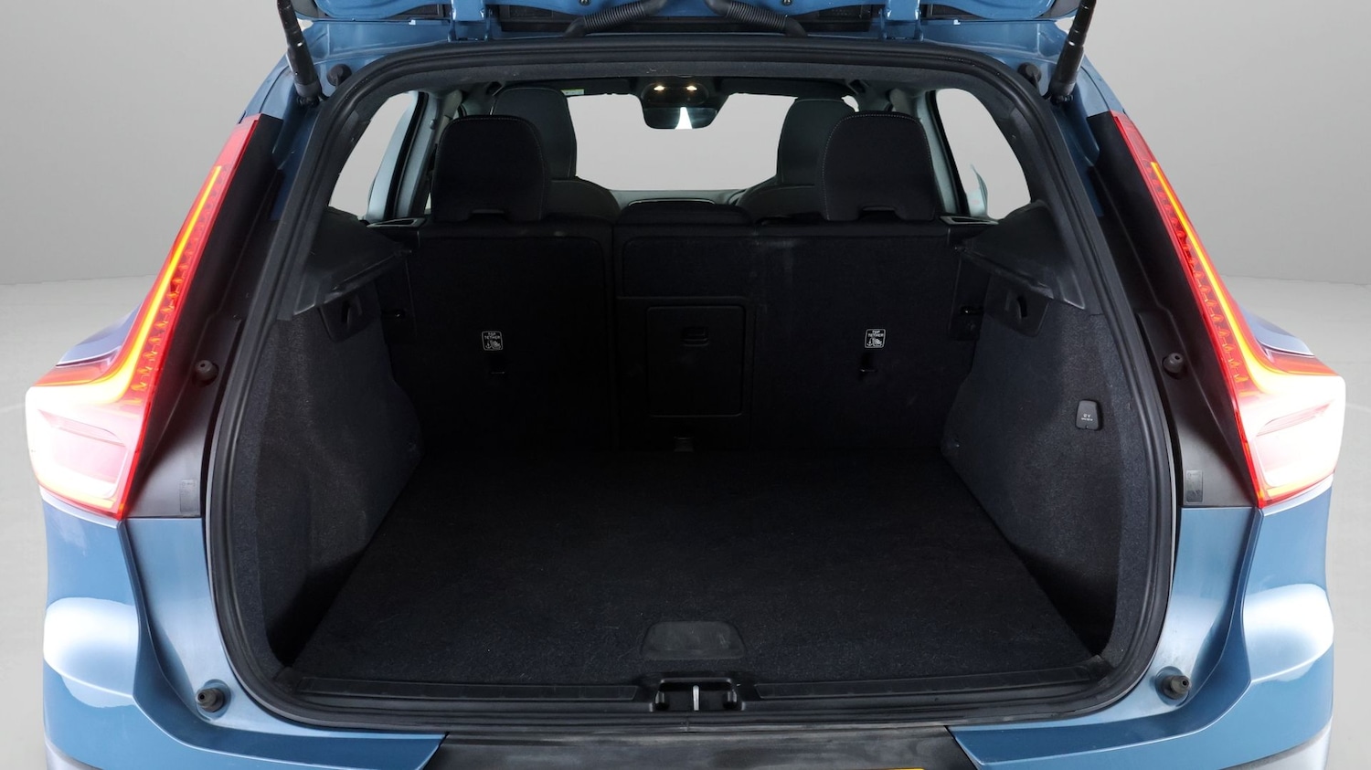 Used Volvo XC40 2022 for sale - 77436256: Photo 16