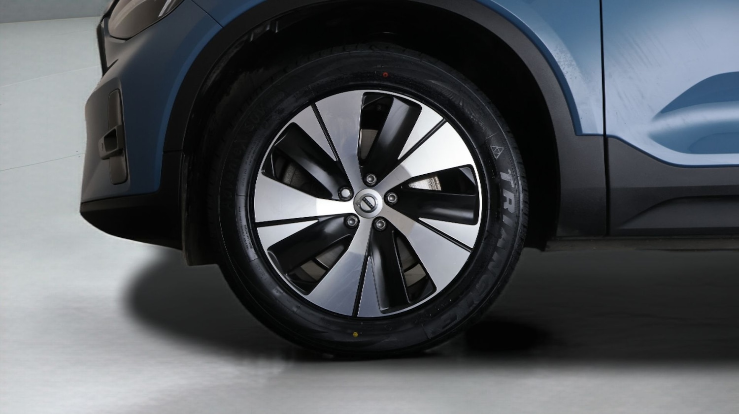 Used Volvo XC40 2022 for sale - 77436256: Photo 17