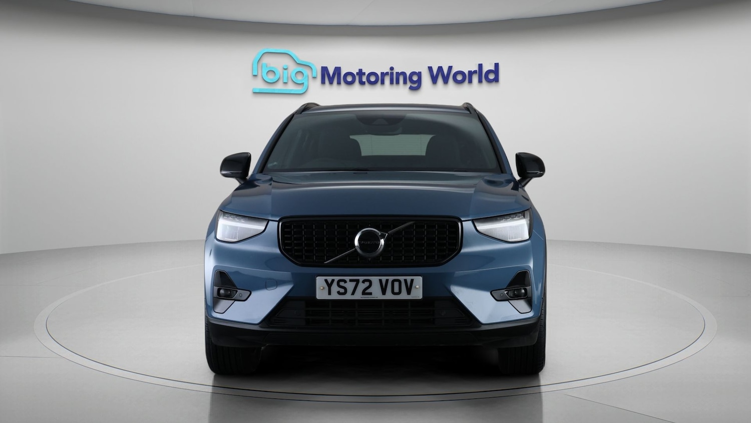 Used Volvo XC40 2022 for sale - 77436256: Photo 2