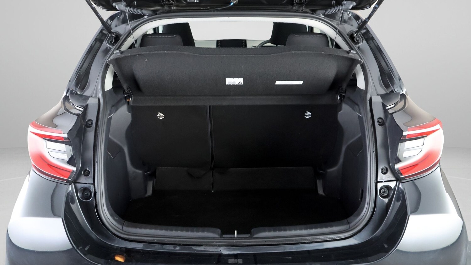 Used Toyota Yaris 2023 for sale - 77364162: Photo 16