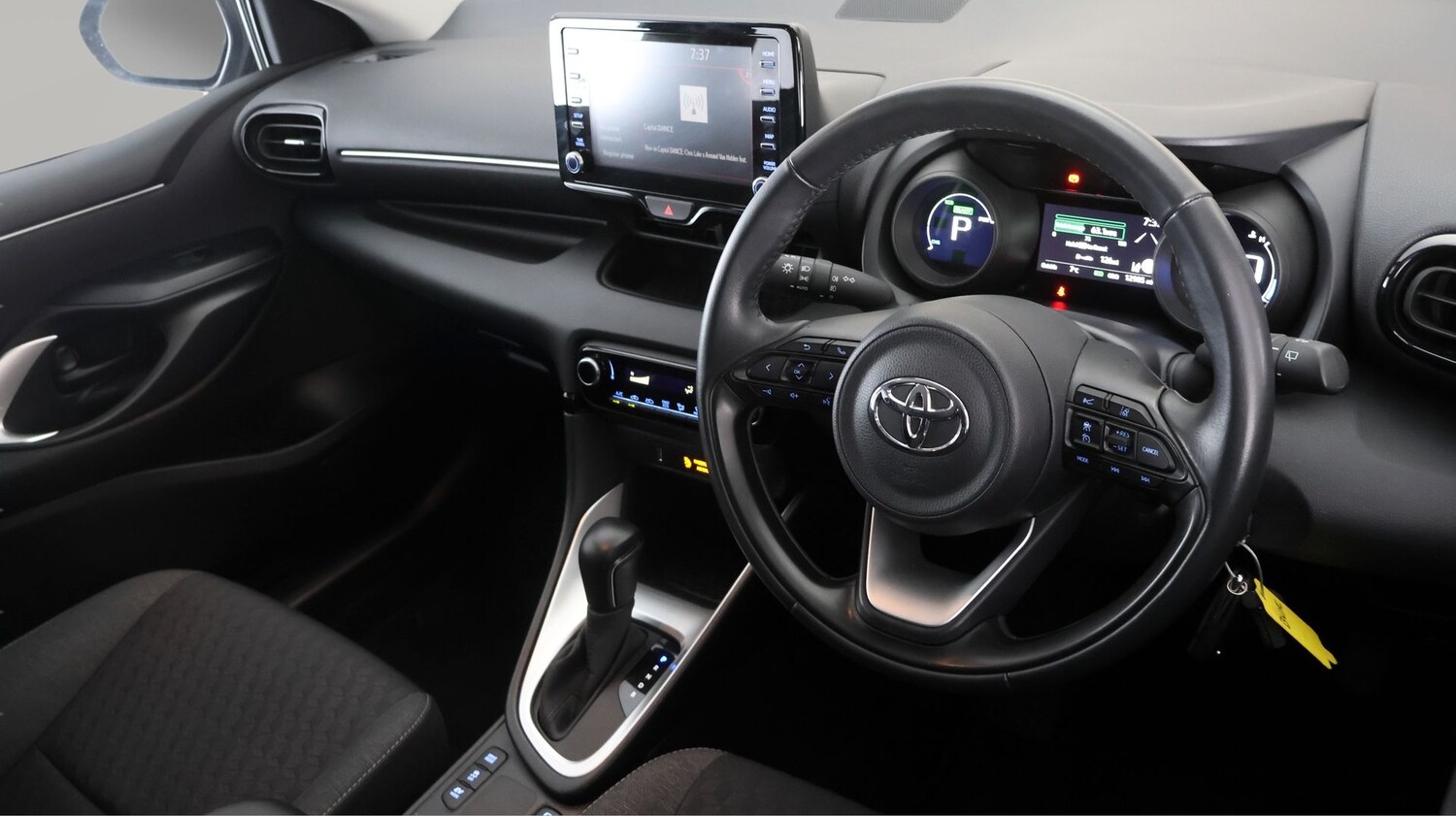 Used Toyota Yaris 2023 for sale - 77364162: Photo 9