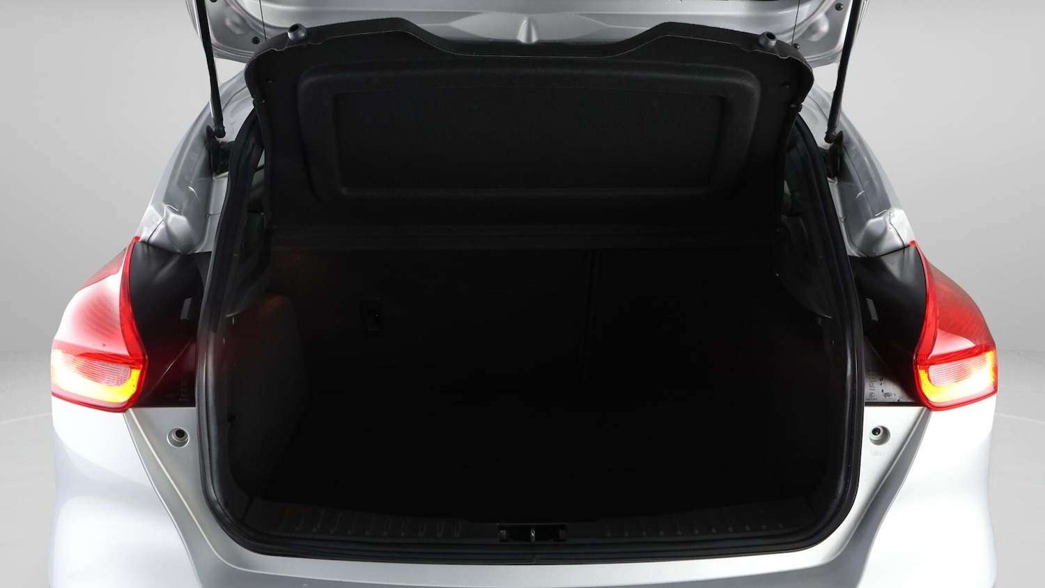 Used Ford Focus 2018 for sale - 76646025: Photo 17