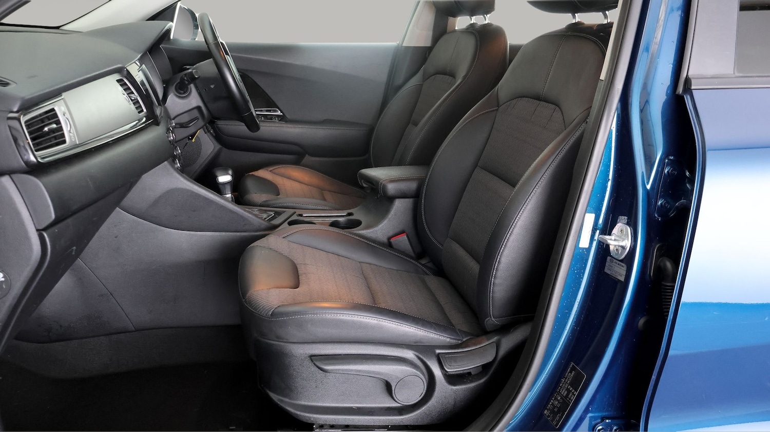 Used Kia Niro 2018 for sale - 77781500: Photo 13