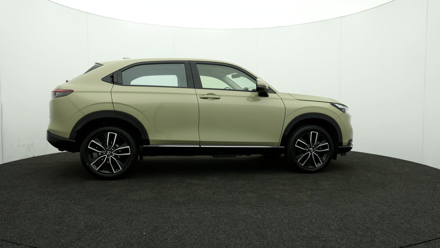 Used Honda HR-V for sale - 76810615: Photo 34