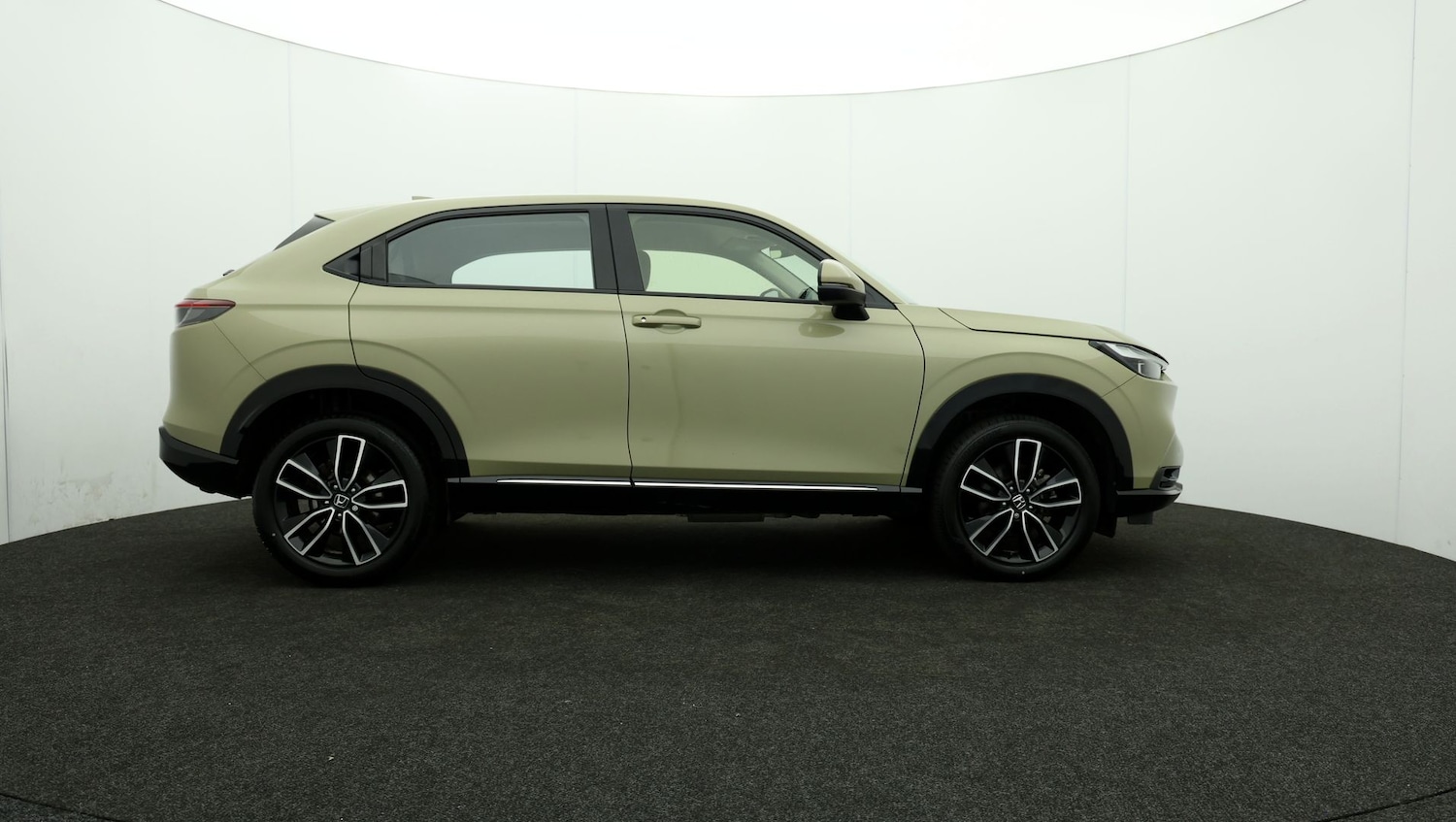 Used Honda HR-V for sale - 76810615: Photo 35