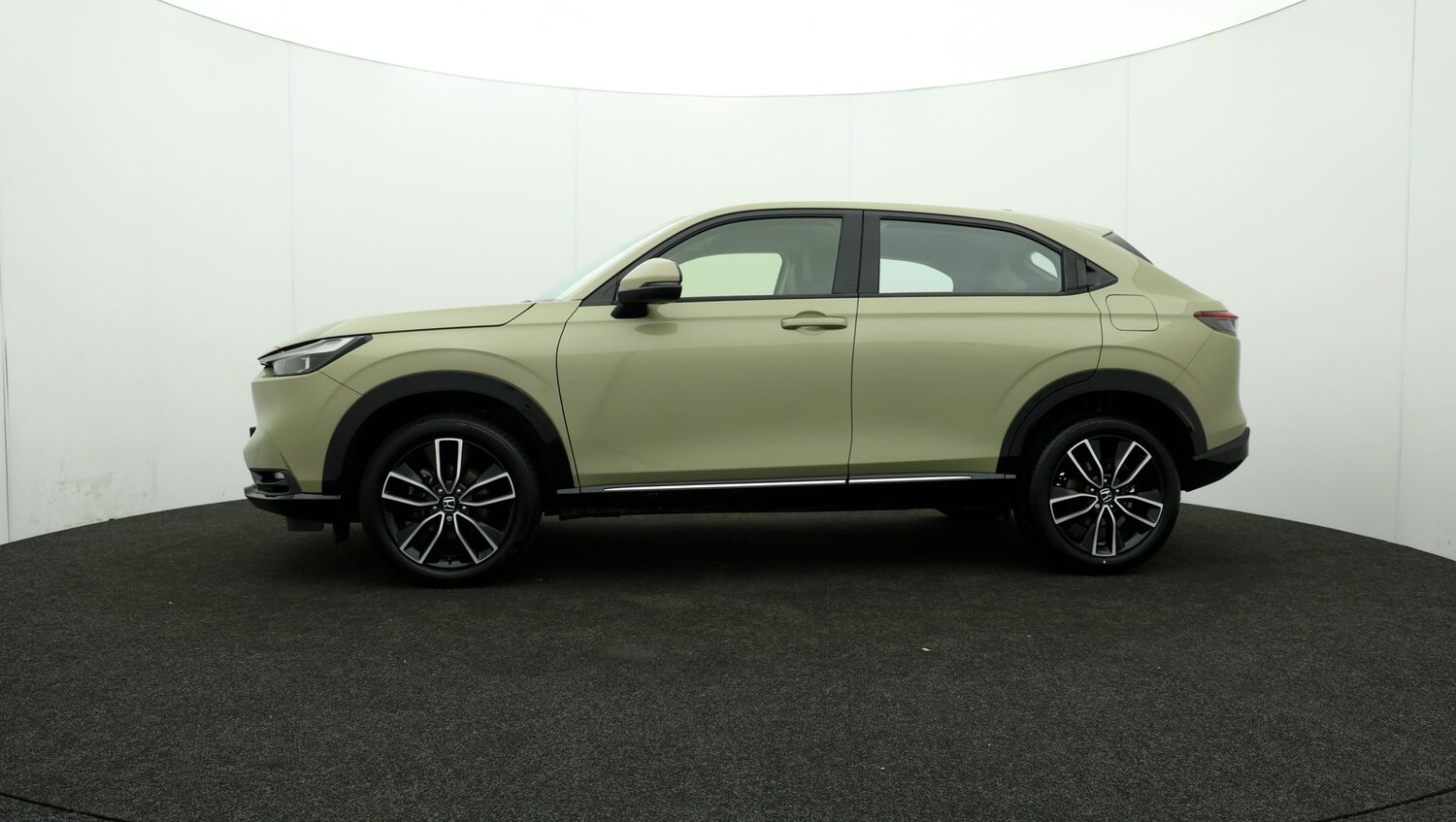 Used Honda HR-V for sale - 76810615: Photo 64