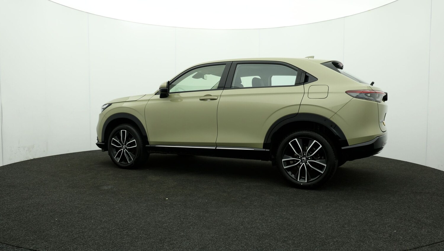 Used Honda HR-V for sale - 76810615: Photo 69