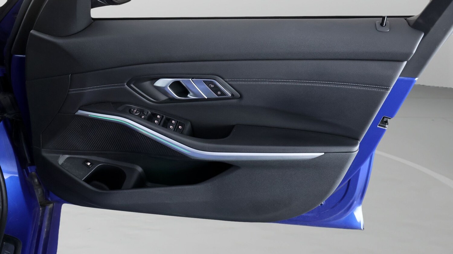 Used BMW 3 Series 2022 for sale - 77932849: Photo 15