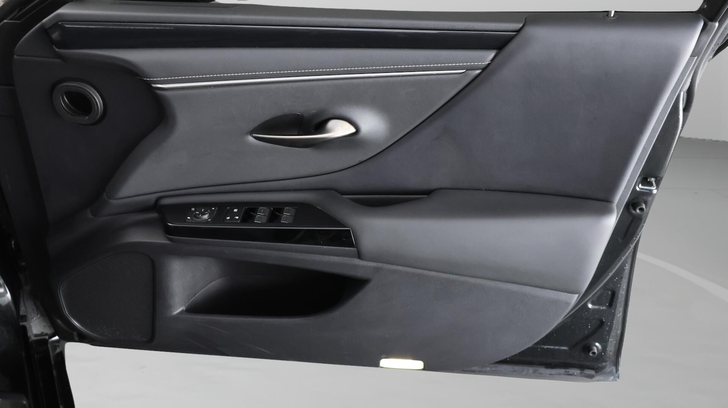 Used Lexus ES 2022 for sale - 76433071: Photo 16