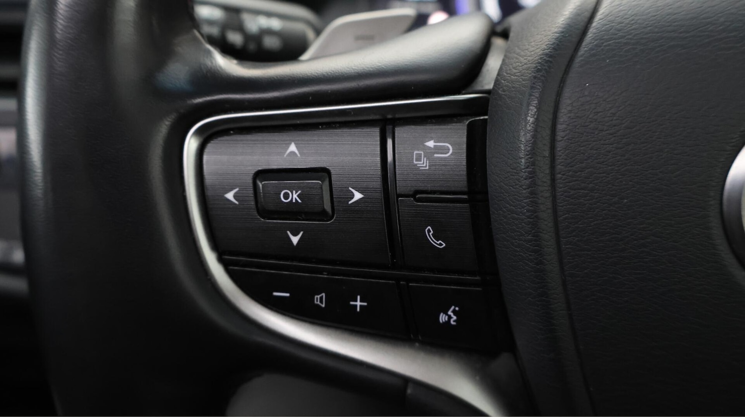 Used Lexus ES 2022 for sale - 76433071: Photo 25