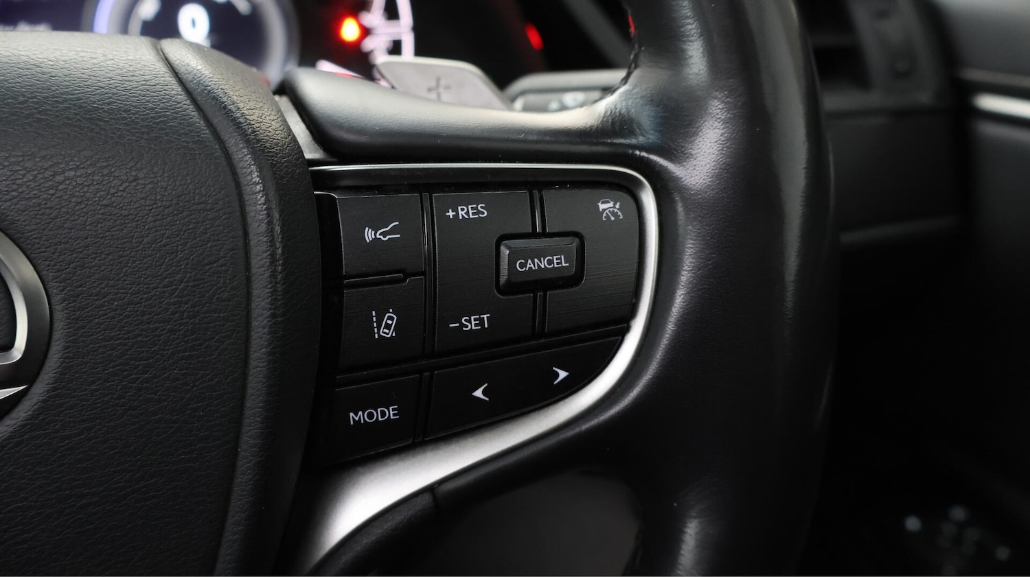 Used Lexus ES 2022 for sale - 76433071: Photo 26