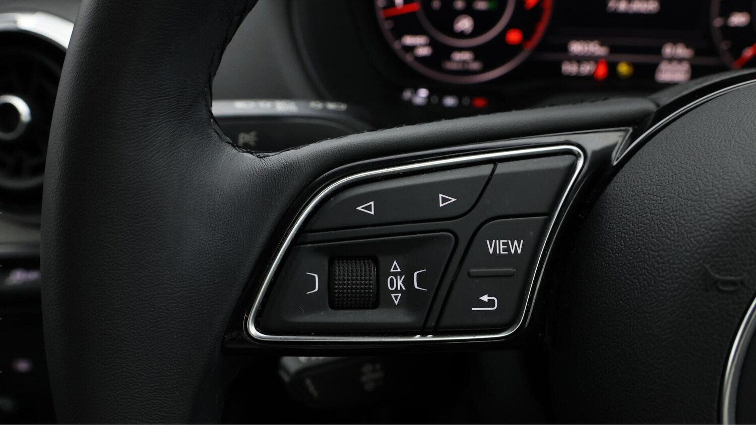 Used Audi Q2 2023 for sale - 76645127: Photo 24