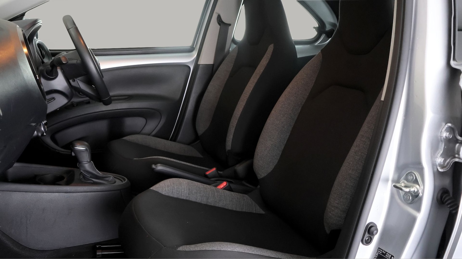 Used Toyota Aygo X 2023 for sale - 77984580: Photo 14