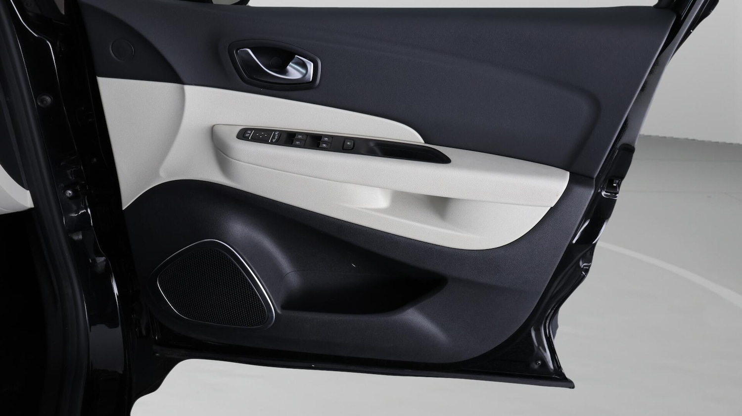 Used Renault Captur 2019 for sale - 76633596: Photo 16