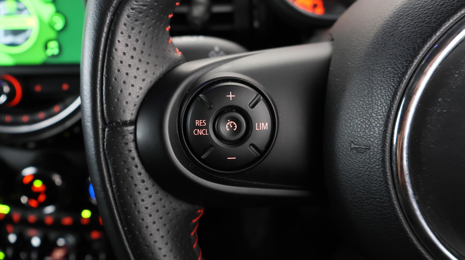 Used MINI Hatch 2019 for sale - 76295954: Photo 25