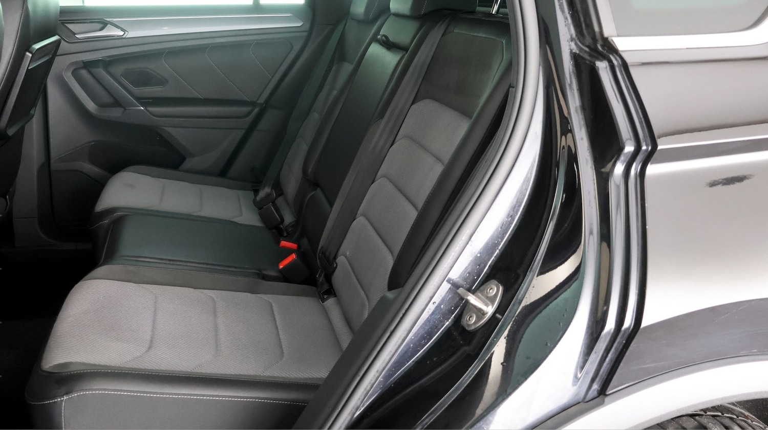 Used Volkswagen Tiguan 2017 for sale - 77891828: Photo 16