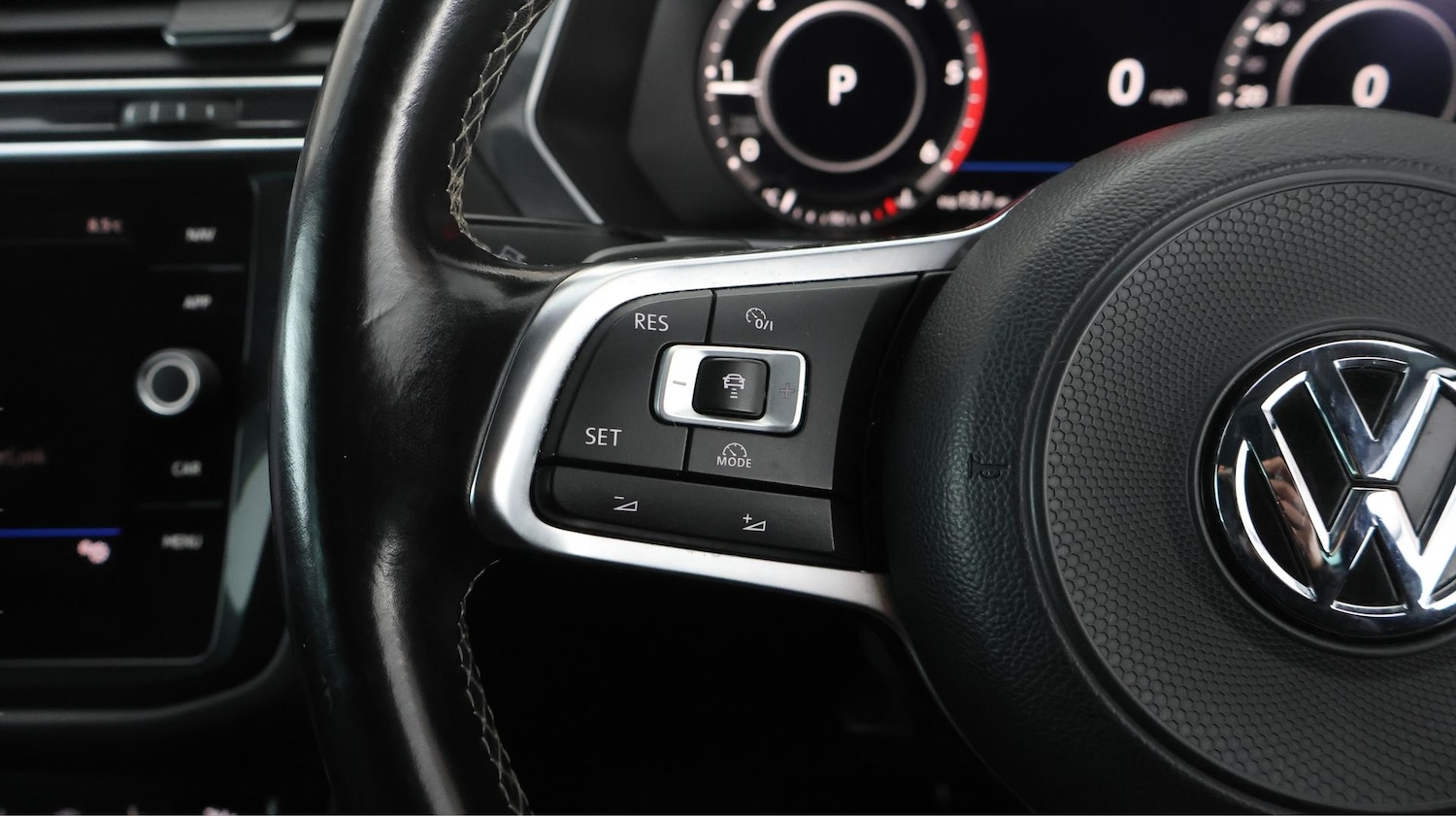 Used Volkswagen Tiguan 2017 for sale - 77891828: Photo 23