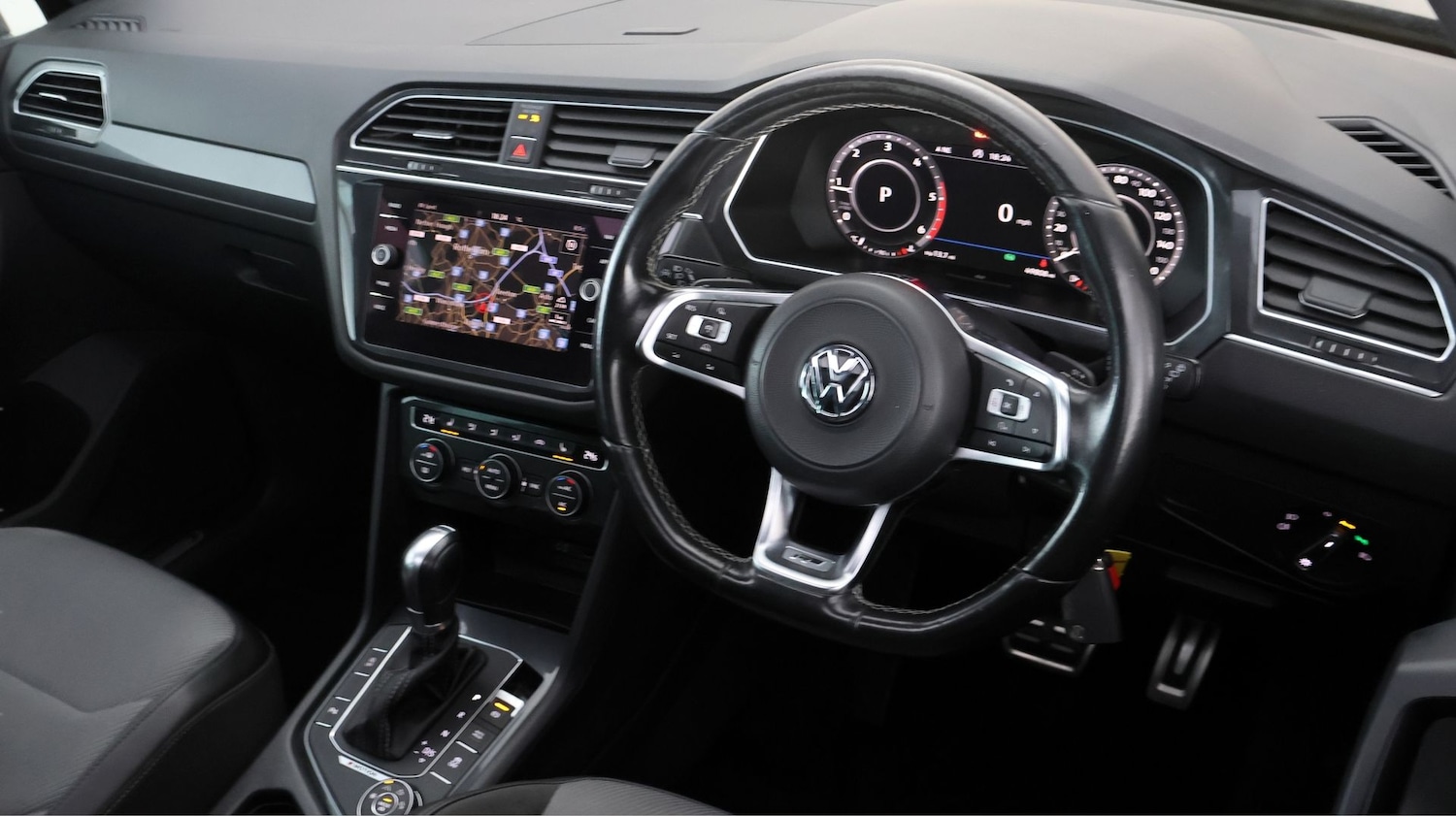 Used Volkswagen Tiguan 2017 for sale - 77891828: Photo 9