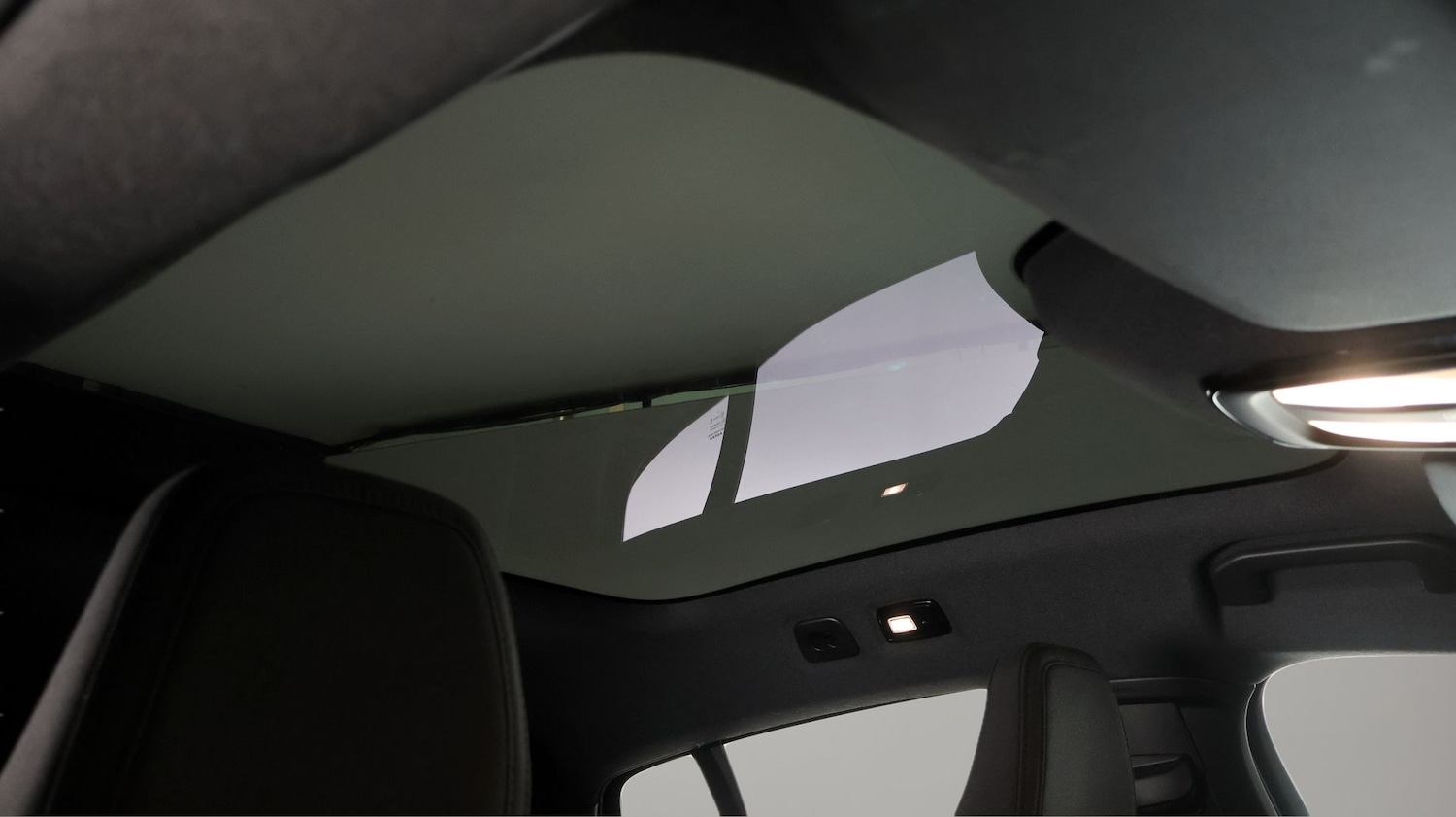 Used Volvo C40 2022 for sale - 77592627: Photo 28