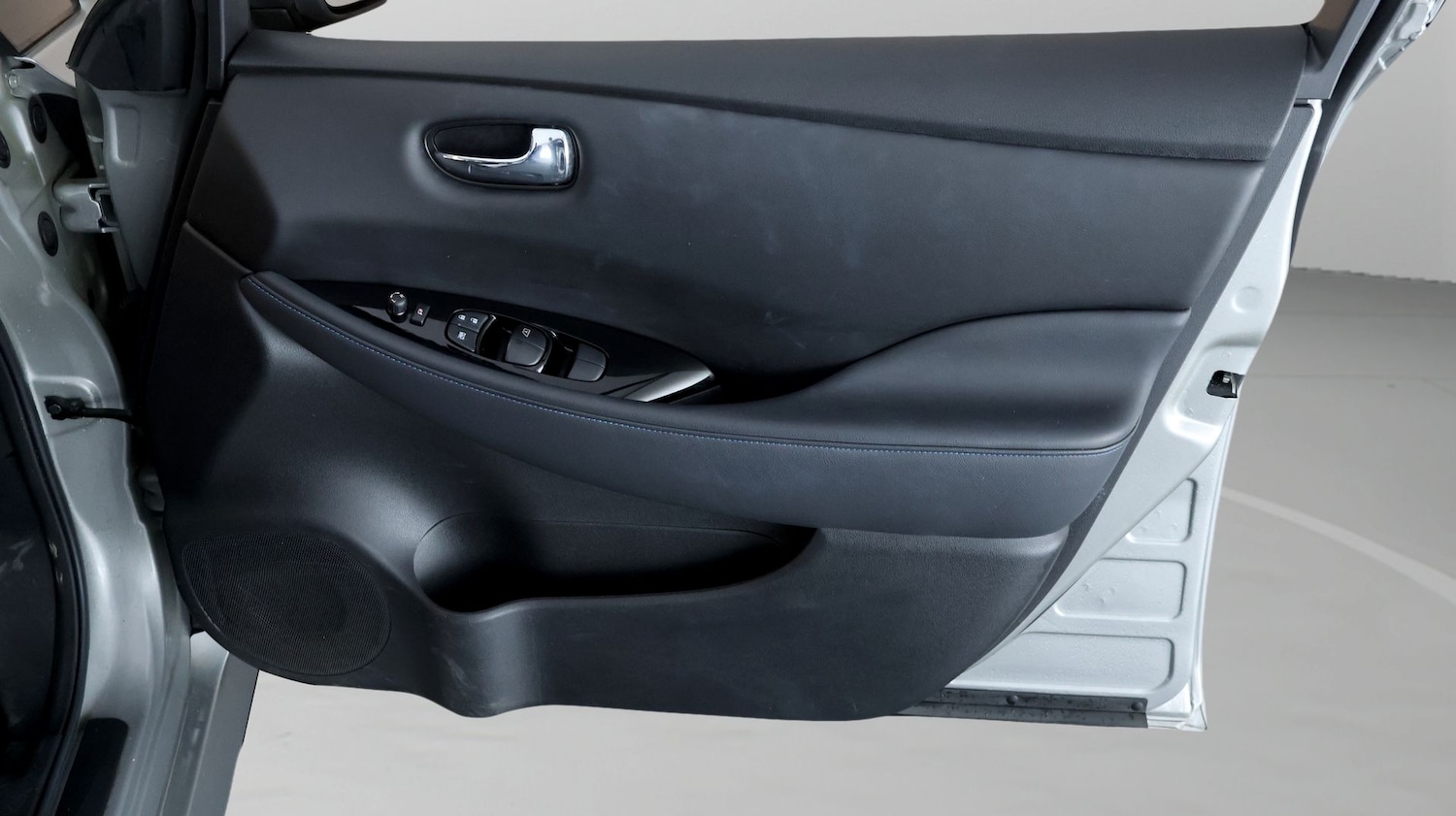 Used Nissan Leaf 2021 for sale - 77365649: Photo 14