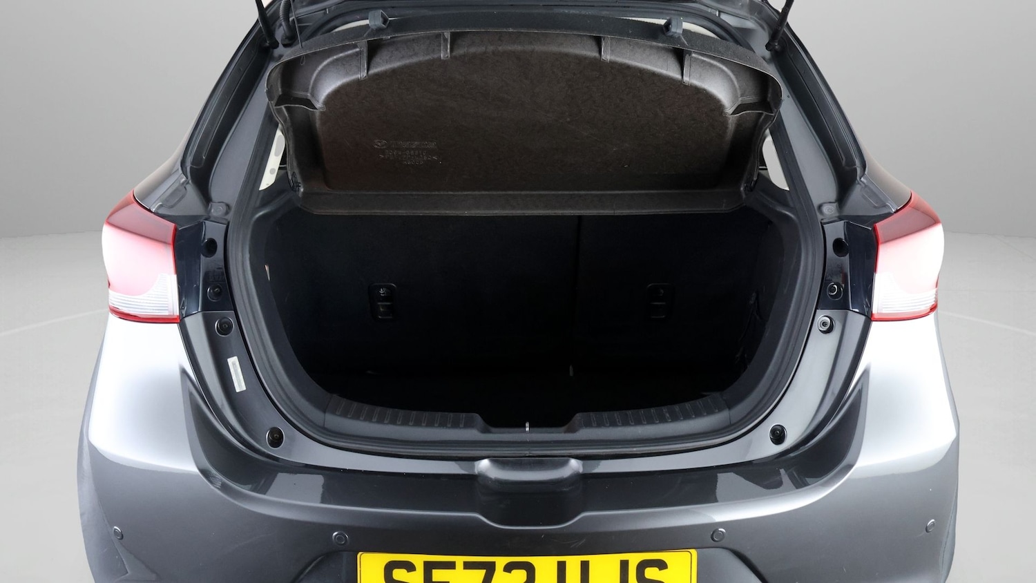 Used Mazda Mazda2 2023 for sale - 77897868: Photo 17