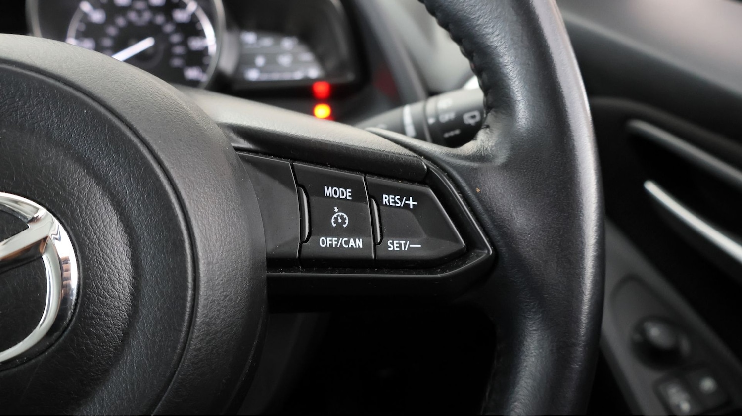 Used Mazda Mazda2 2023 for sale - 77897868: Photo 21