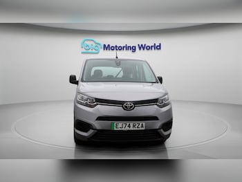 Used Toyota PROACE CITY Verso 2025 for sale - 77584344: Photo