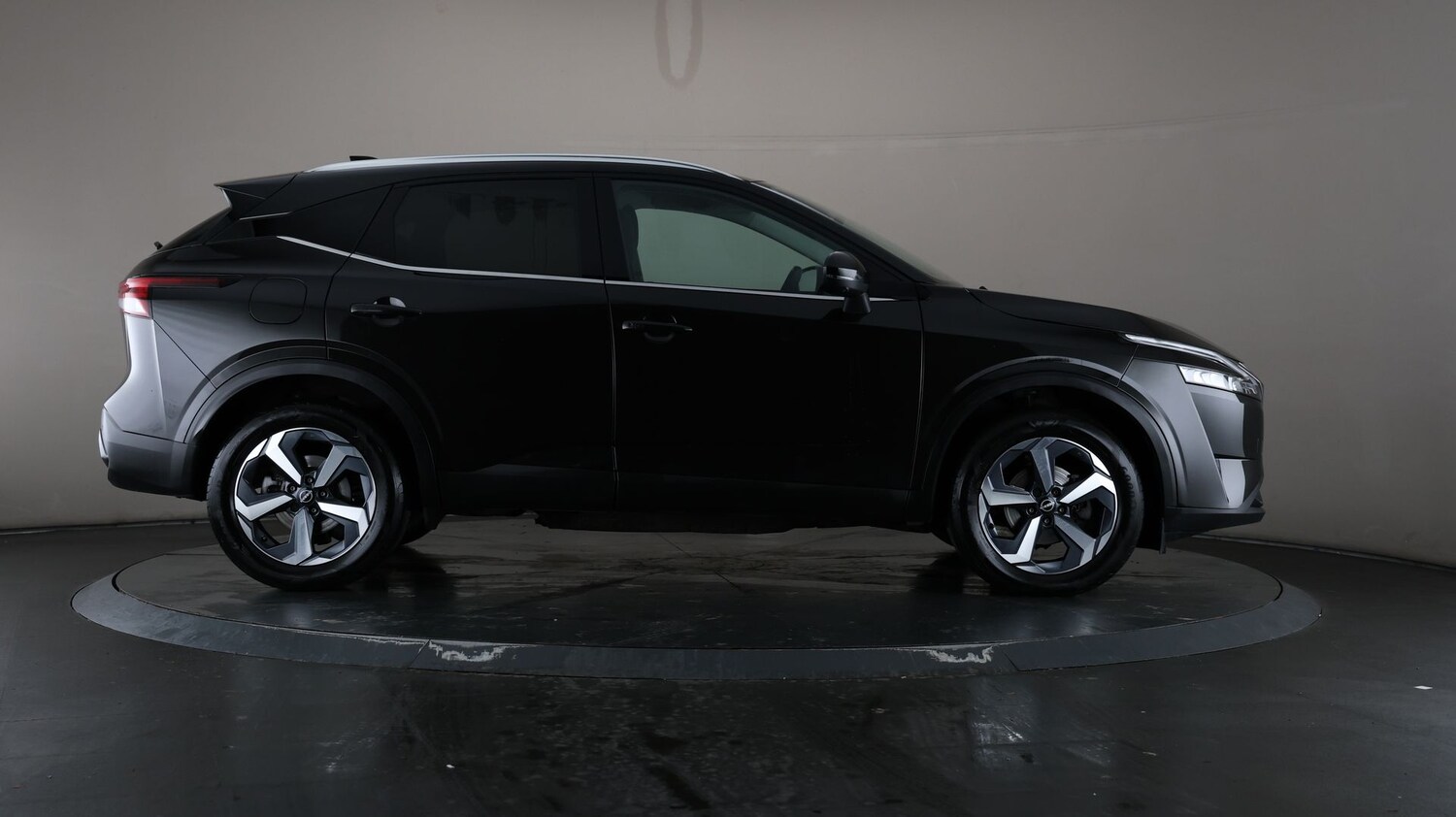 Used Nissan Qashqai for sale - 76811147: Photo 54