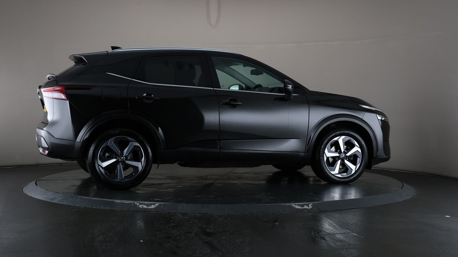 Used Nissan Qashqai for sale - 76811147: Photo 56