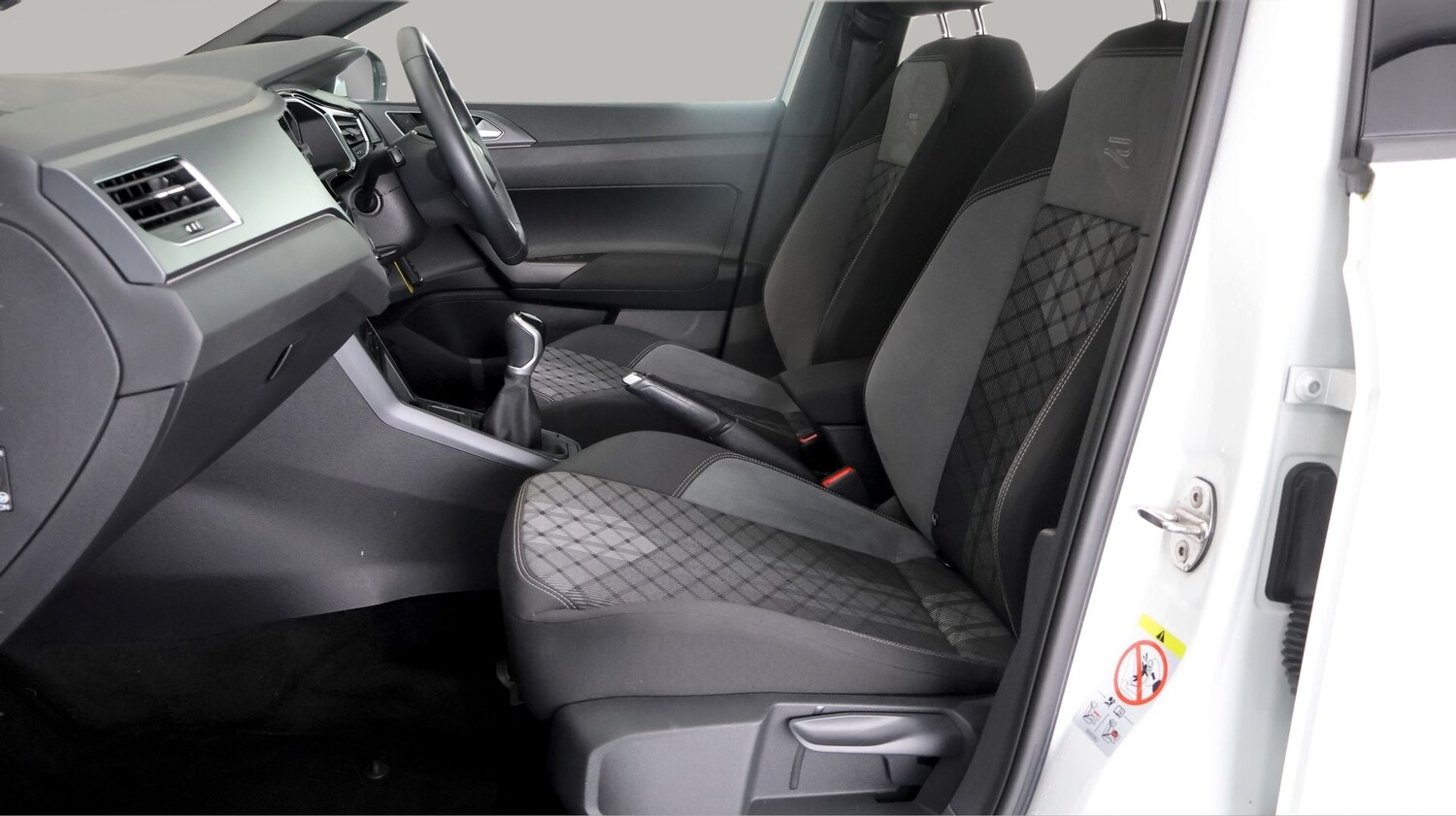 Used Volkswagen Polo 2023 for sale - 77435552: Photo 13