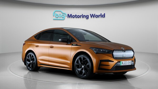 Used Skoda Enyaq 2023 for sale - 76251134: Photo 2