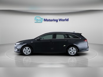Used Kia Ceed 2024 for sale - 75838982: Photo