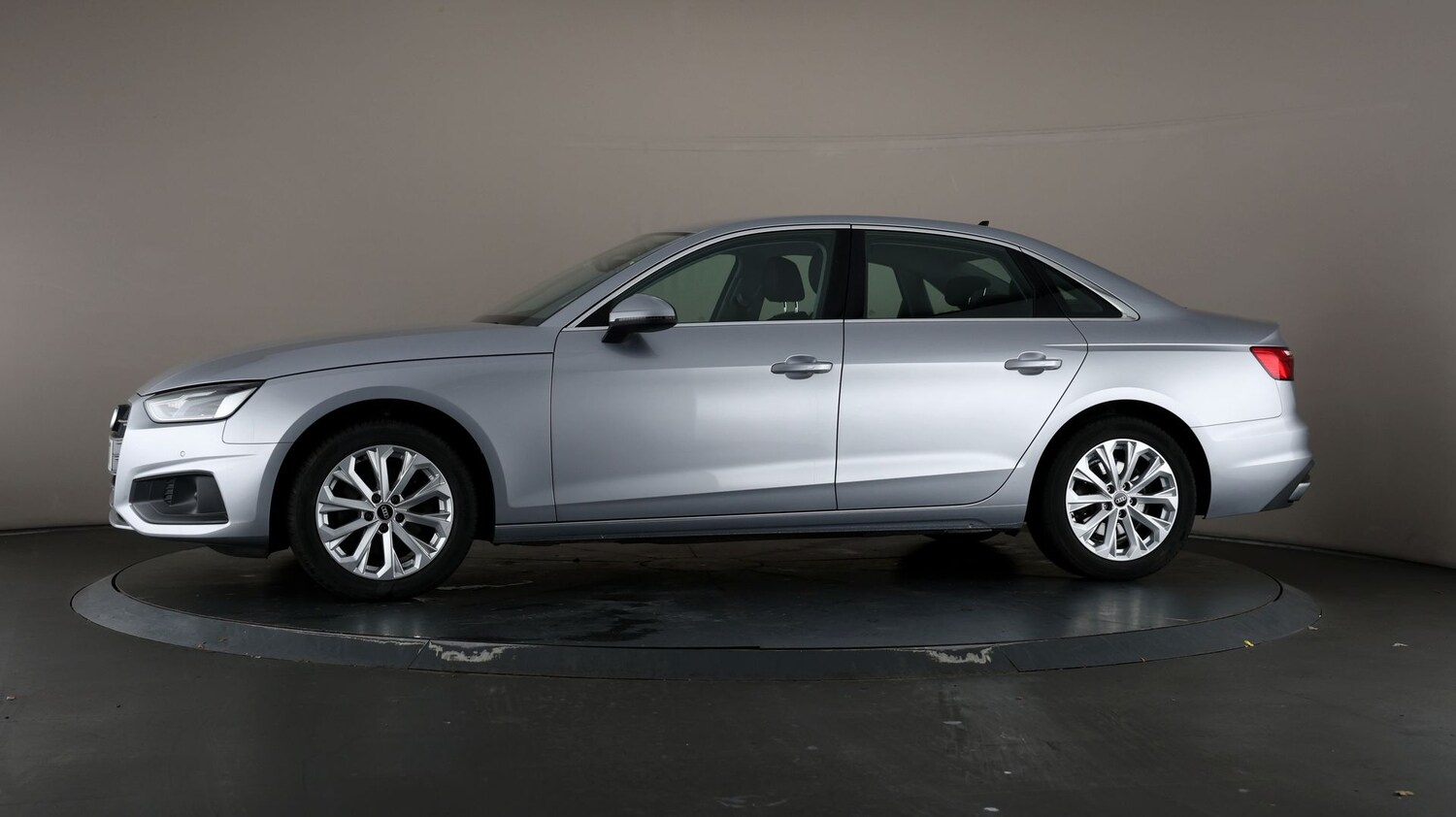 Used Audi A4 for sale - 76809824: Photo 31