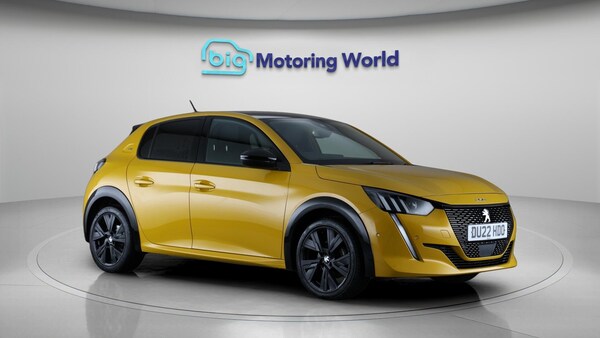 Used Peugeot 208 2022 for sale - 76247475: Photo 2