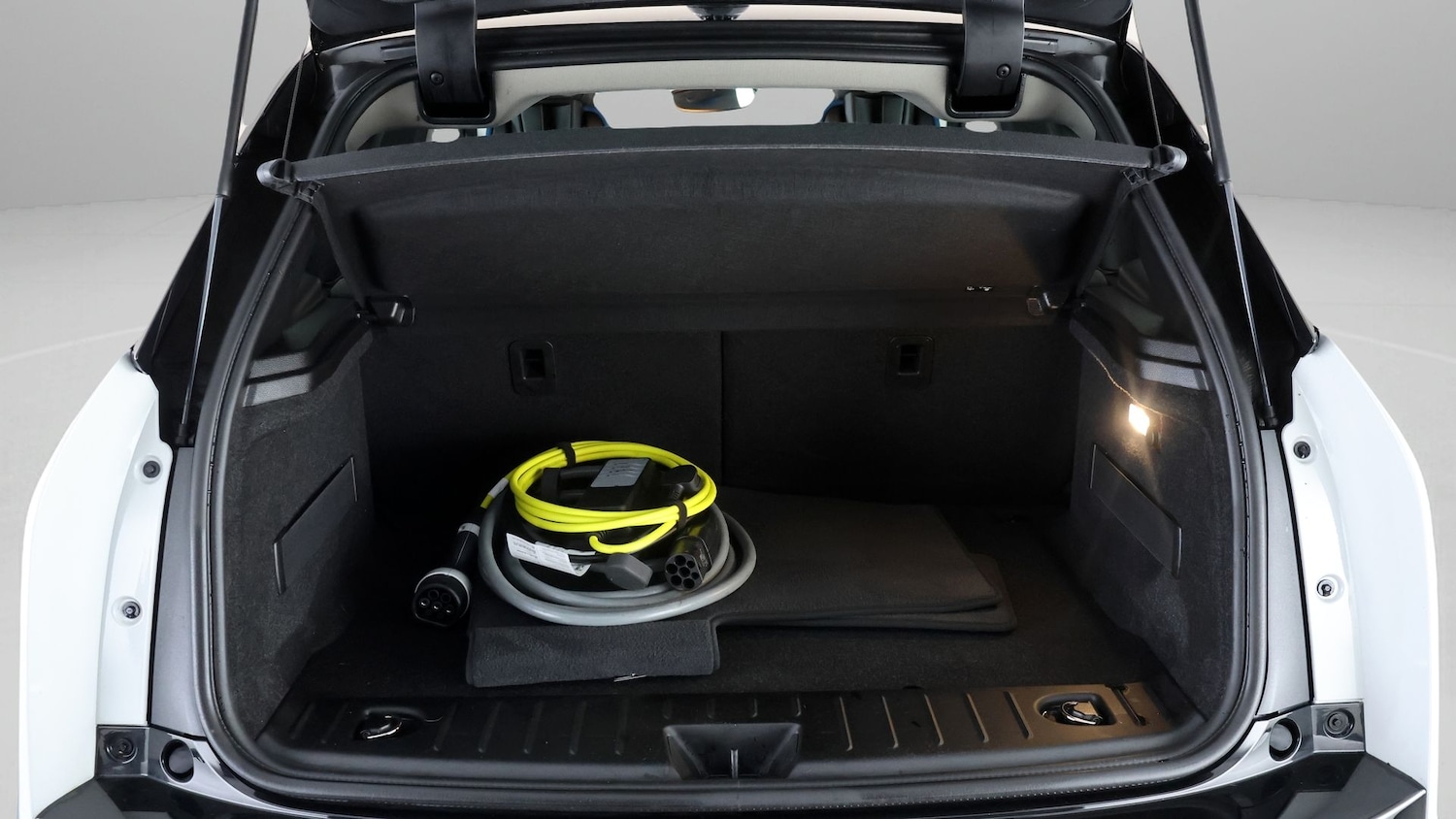 Used BMW i3 2021 for sale - 77342858: Photo 17