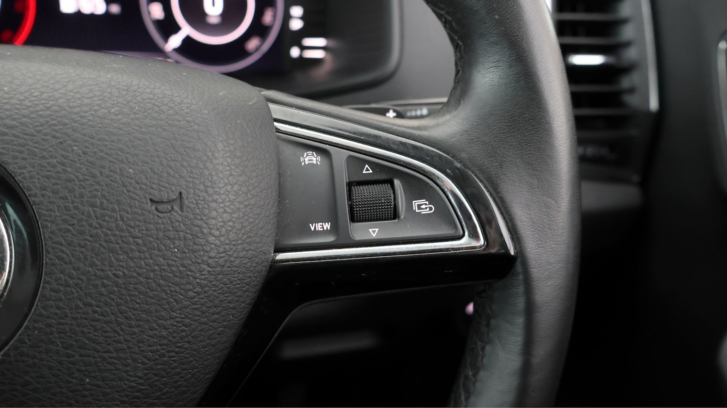 Used Skoda Karoq 2020 for sale - 77412567: Photo 23