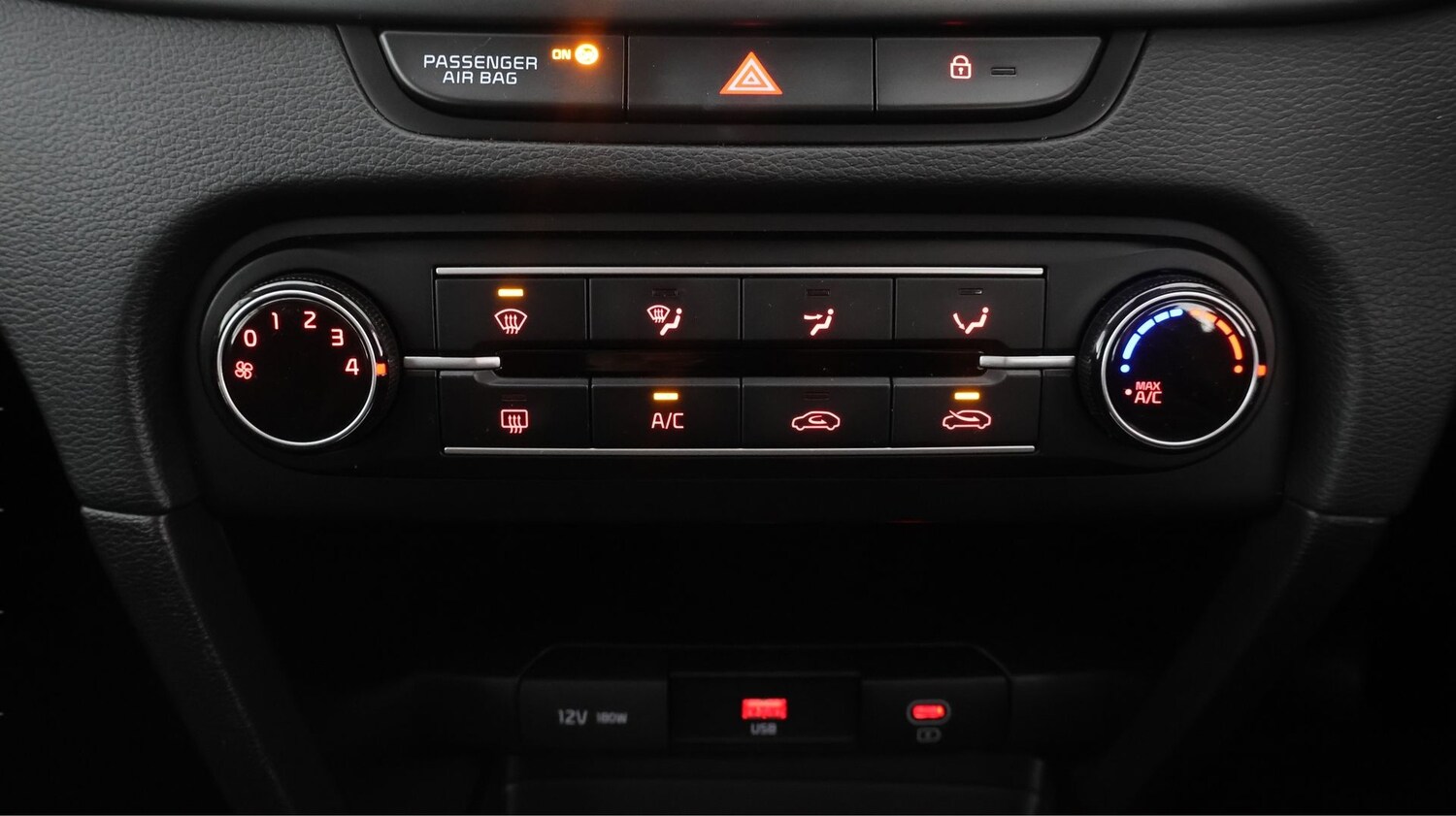 Used Kia XCeed 2023 for sale - 77935906: Photo 11