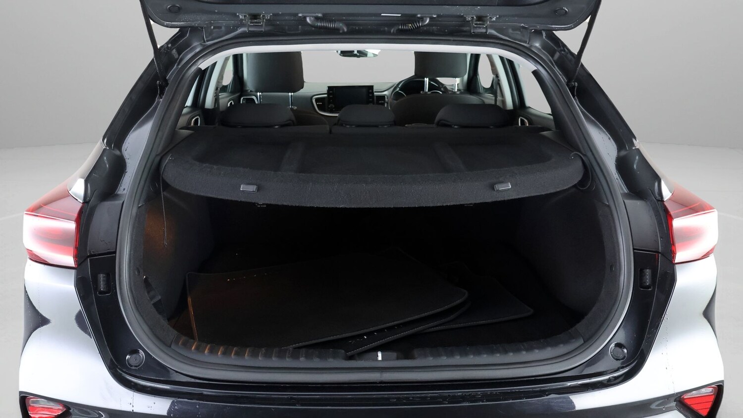 Used Kia XCeed 2023 for sale - 77935906: Photo 16