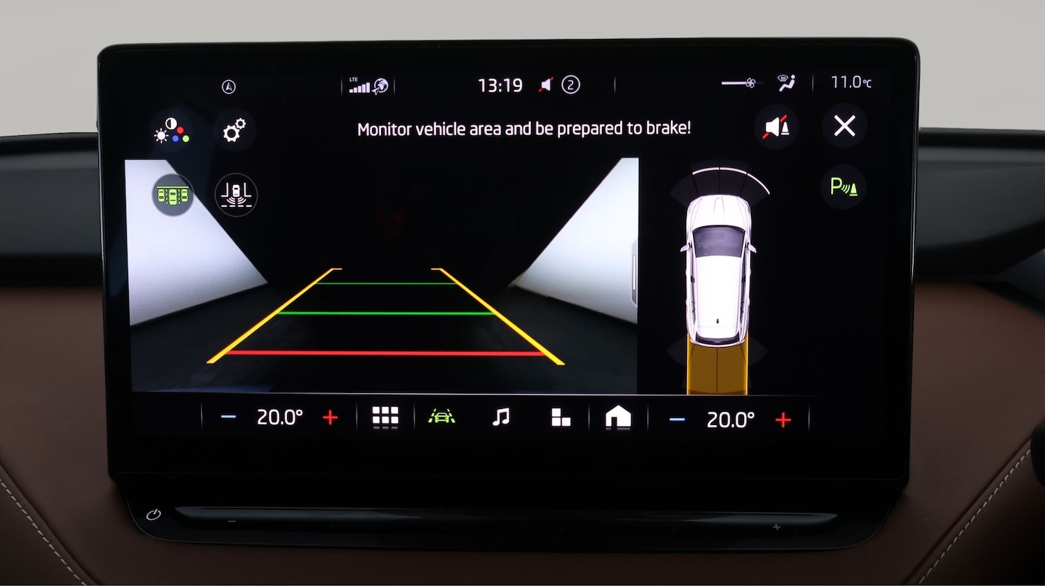 Used Skoda Enyaq 2022 for sale - 77342856: Photo 23