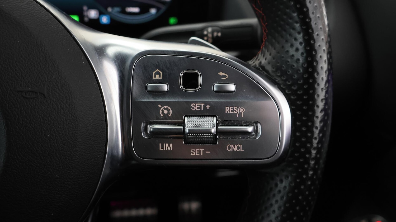 Used Mercedes-Benz EQA 2021 for sale - 76666967: Photo 26