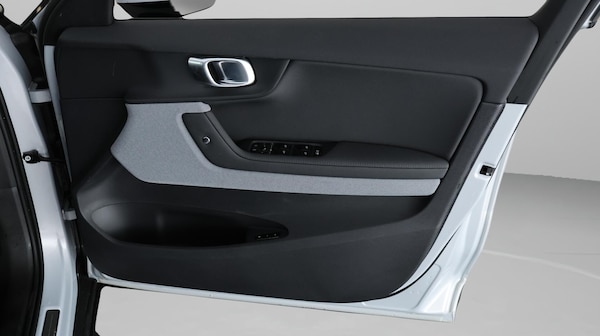 Used Polestar Polestar 2 2022 for sale - 76306896: Photo 15