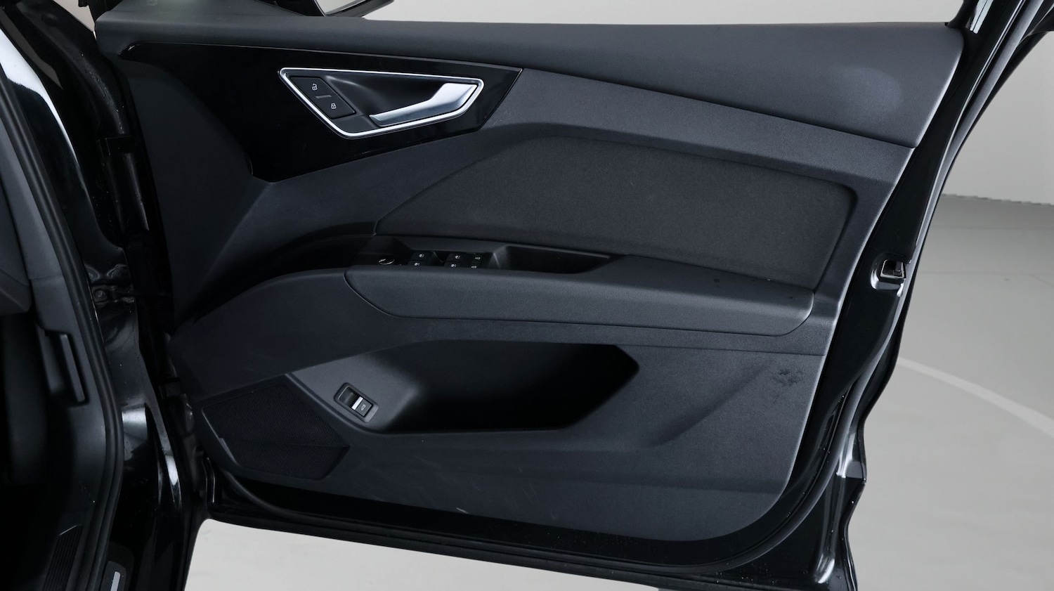 Used Audi Q4 e-tron 2023 for sale - 77804388: Photo 15