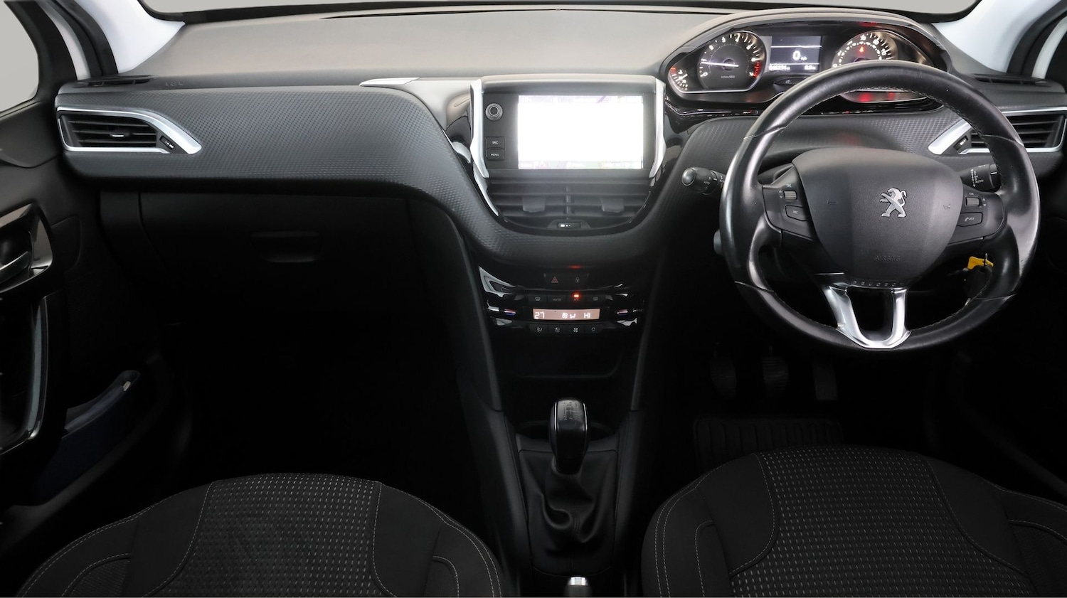 Used Peugeot 208 2019 for sale - 78016043: Photo 13