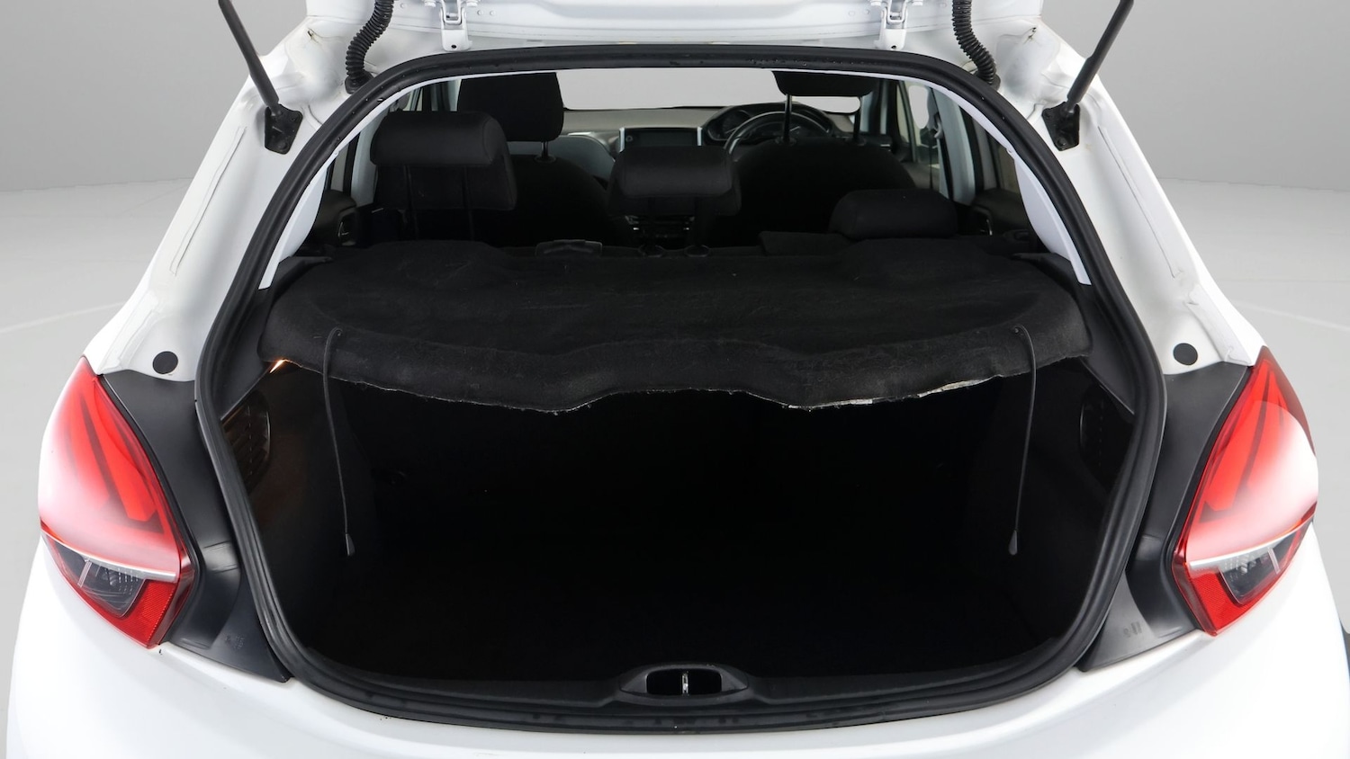 Used Peugeot 208 2019 for sale - 78016043: Photo 17