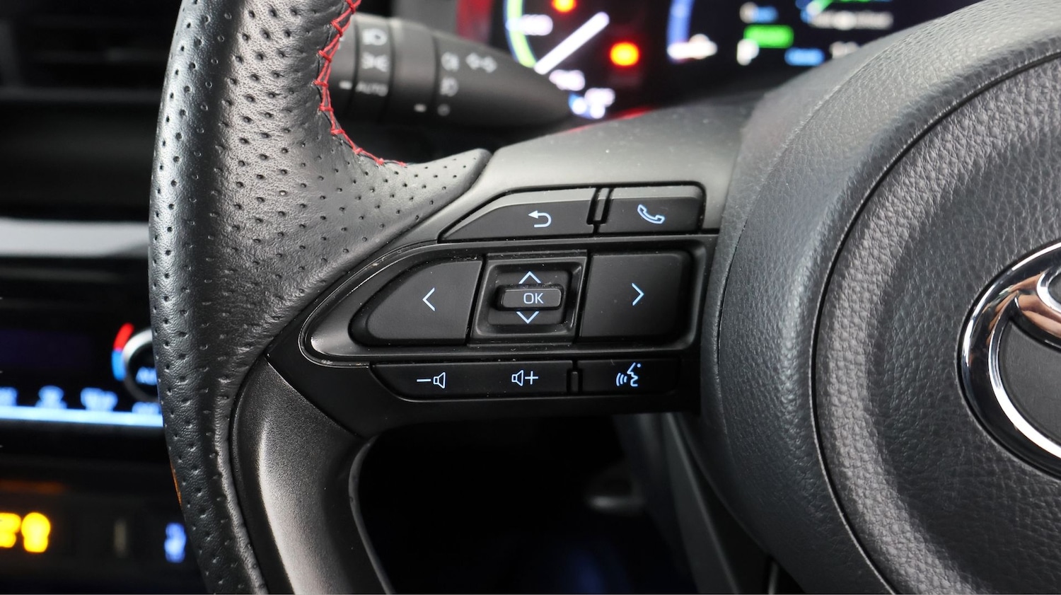 Used Toyota Yaris Cross 2024 for sale - 78073379: Photo 23