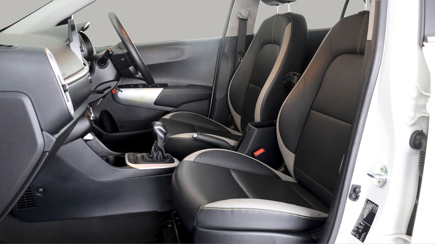 Used Kia Picanto 2021 for sale - 77855541: Photo 13