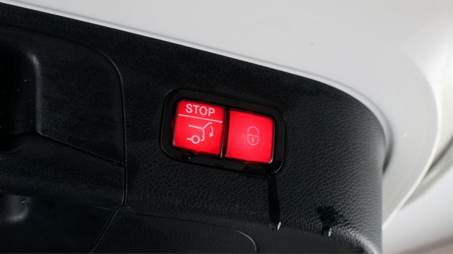 Used Mercedes-Benz EQC 2023 for sale - 77610570: Photo 22