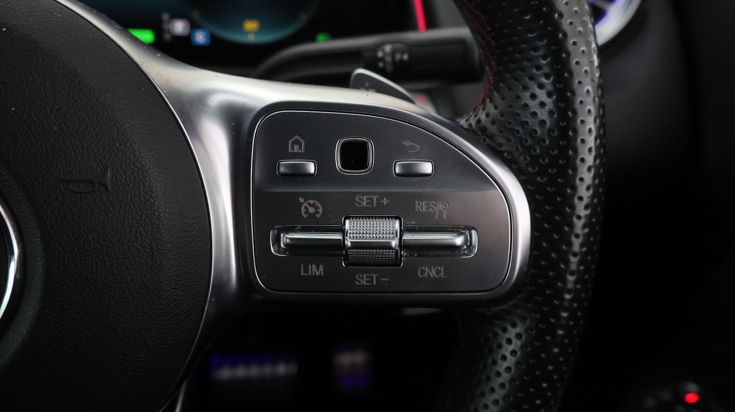 Used Mercedes-Benz EQB 2023 for sale - 77274401: Photo 24