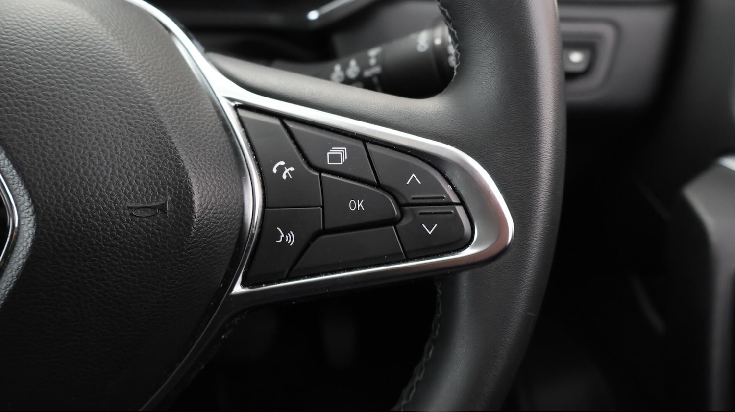 Used Renault Captur 2023 for sale - 76425223: Photo 24